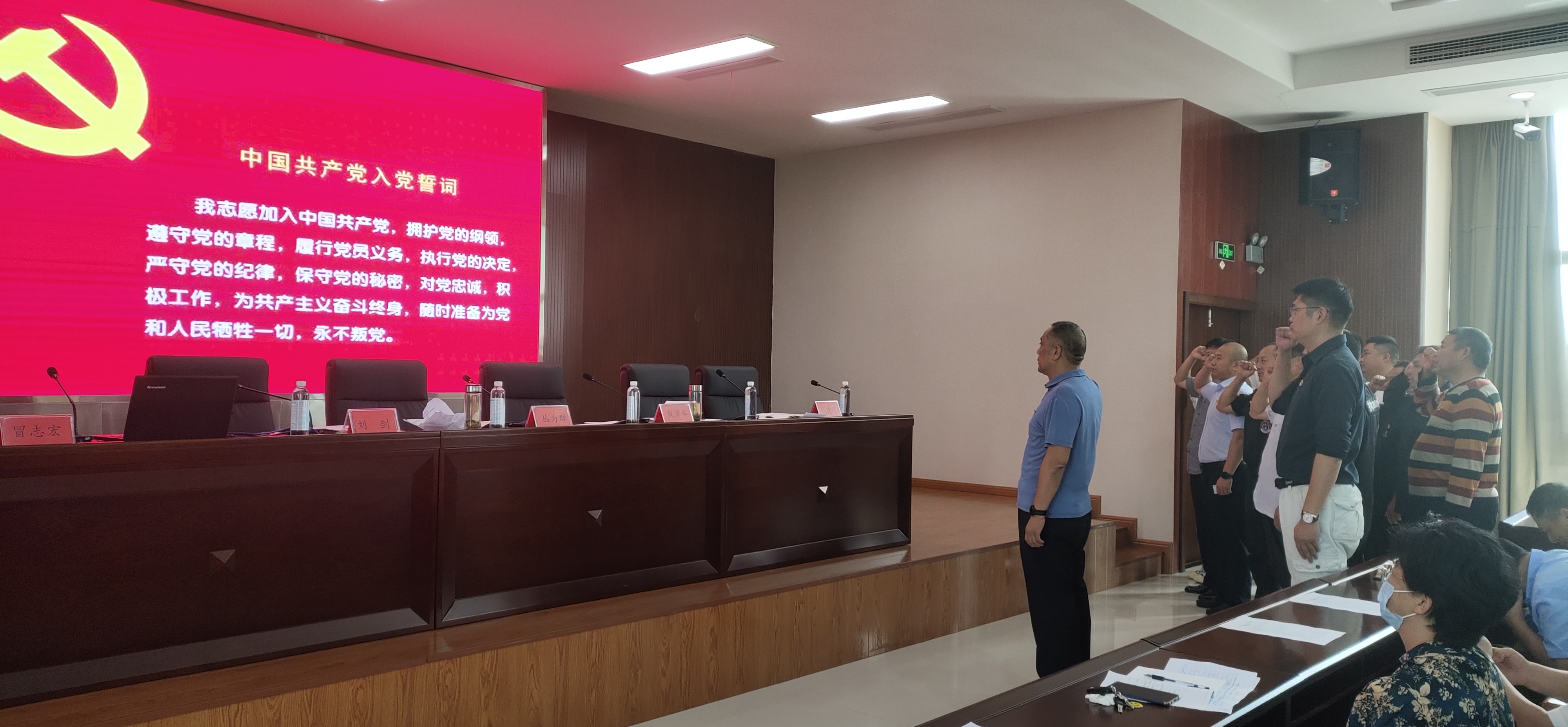 358護(hù)欄立柱規(guī)格